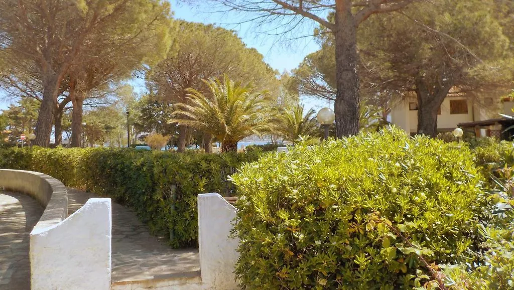 Case Vacanza La Conia كانّيجوني بيت للعطل