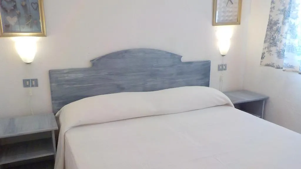 Case Vacanza La Conia Cannigione Itálie
